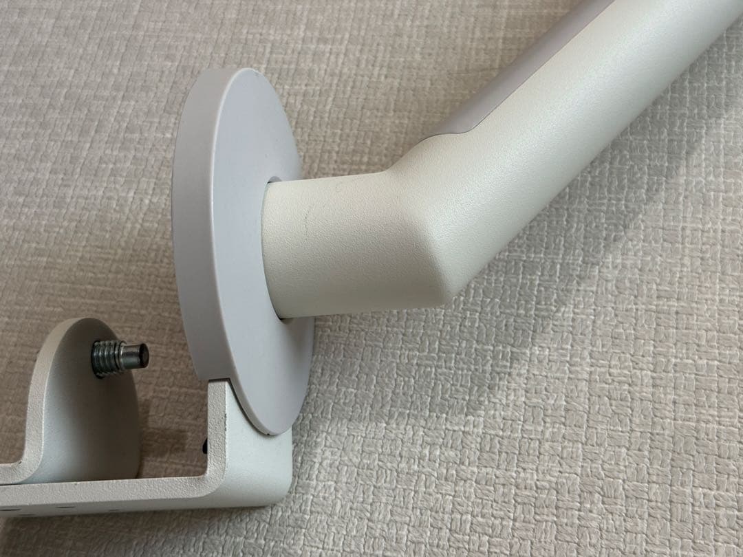 ハーマンミラー CBS モニターアーム FLO ホワイト