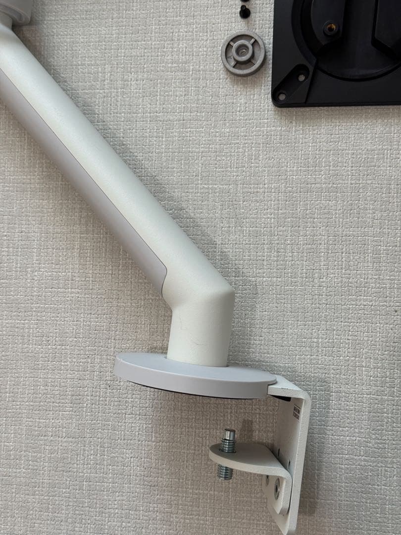 ハーマンミラー CBS モニターアーム FLO ホワイト