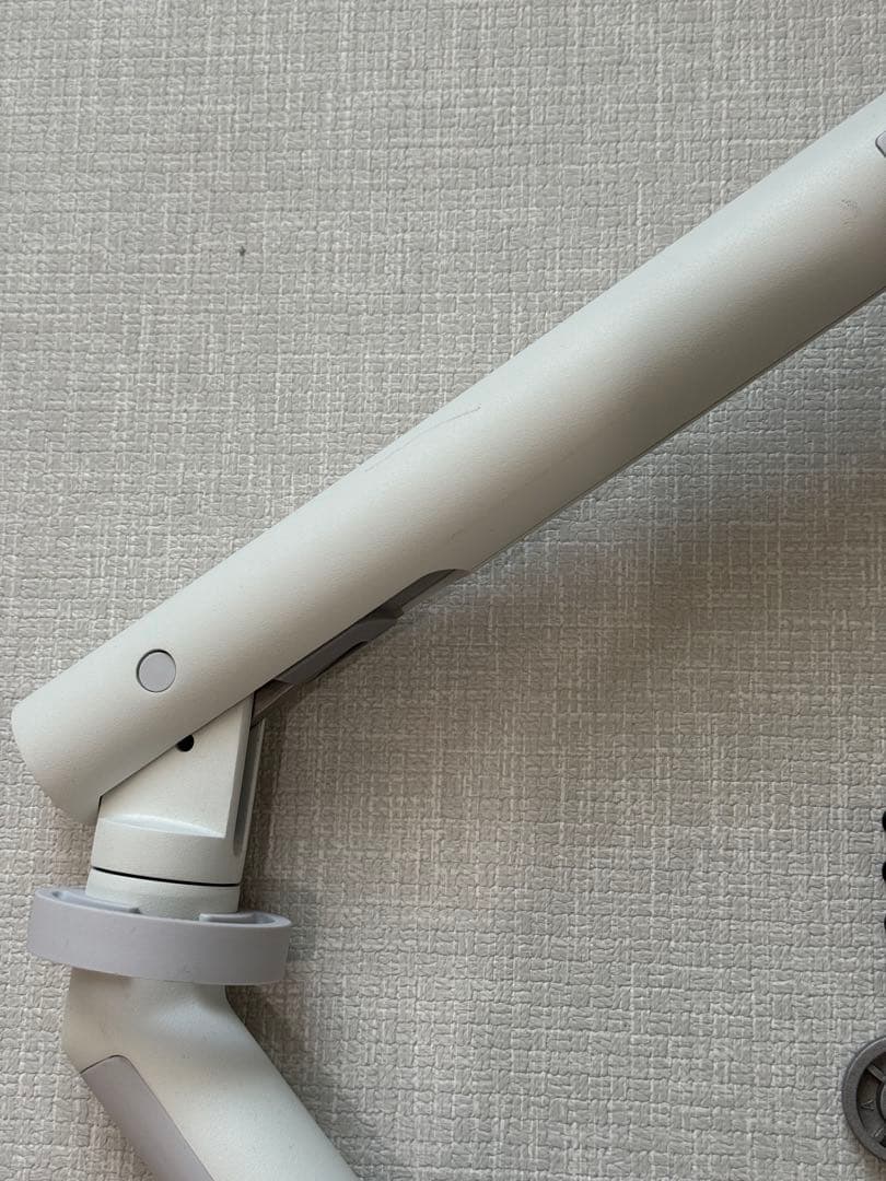 ハーマンミラー CBS モニターアーム FLO ホワイト