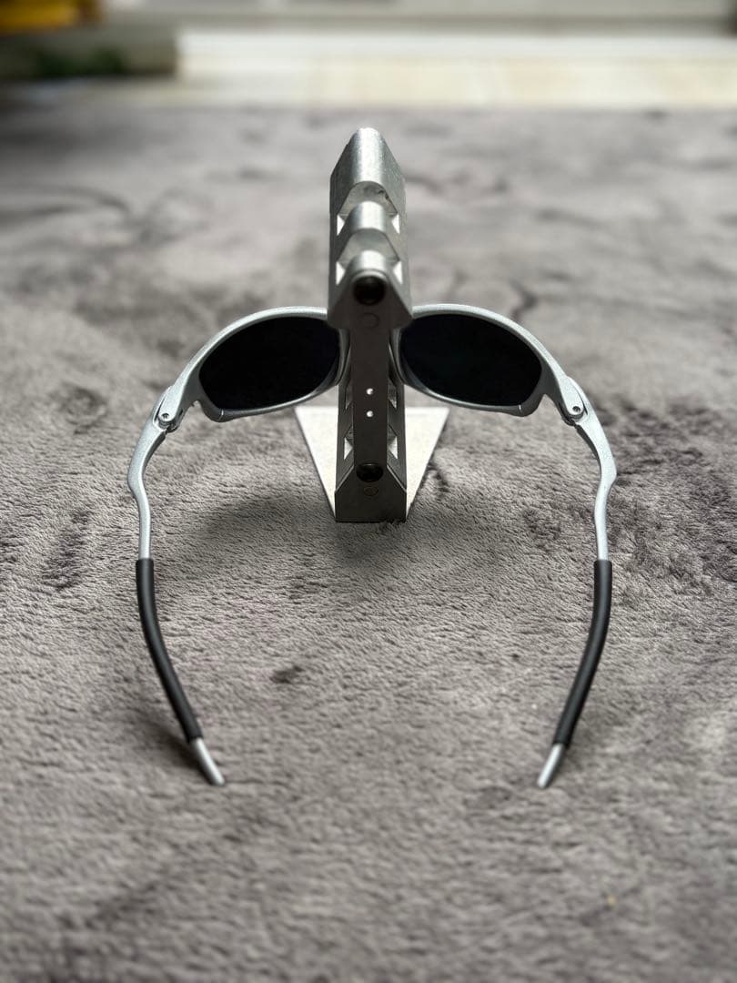 新品未使用　金属製　メタルサングラス　シルバー　イエロー　トラビス y2k