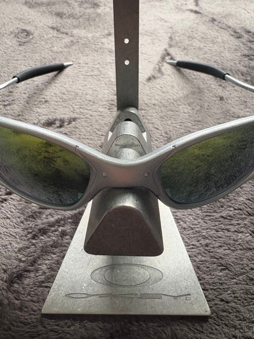 新品未使用　金属製　メタルサングラス　シルバー　イエロー　トラビス y2k