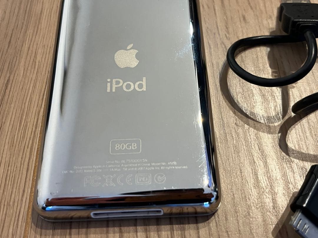 Apple iPod Classic 80GB シルバー