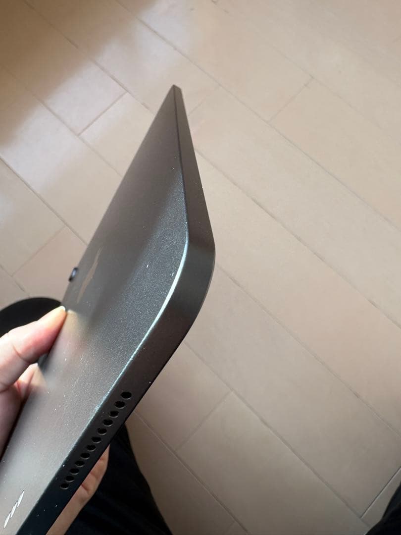 Apple iPad Air 10.9インチ スペースグレイ　第4世代 本体