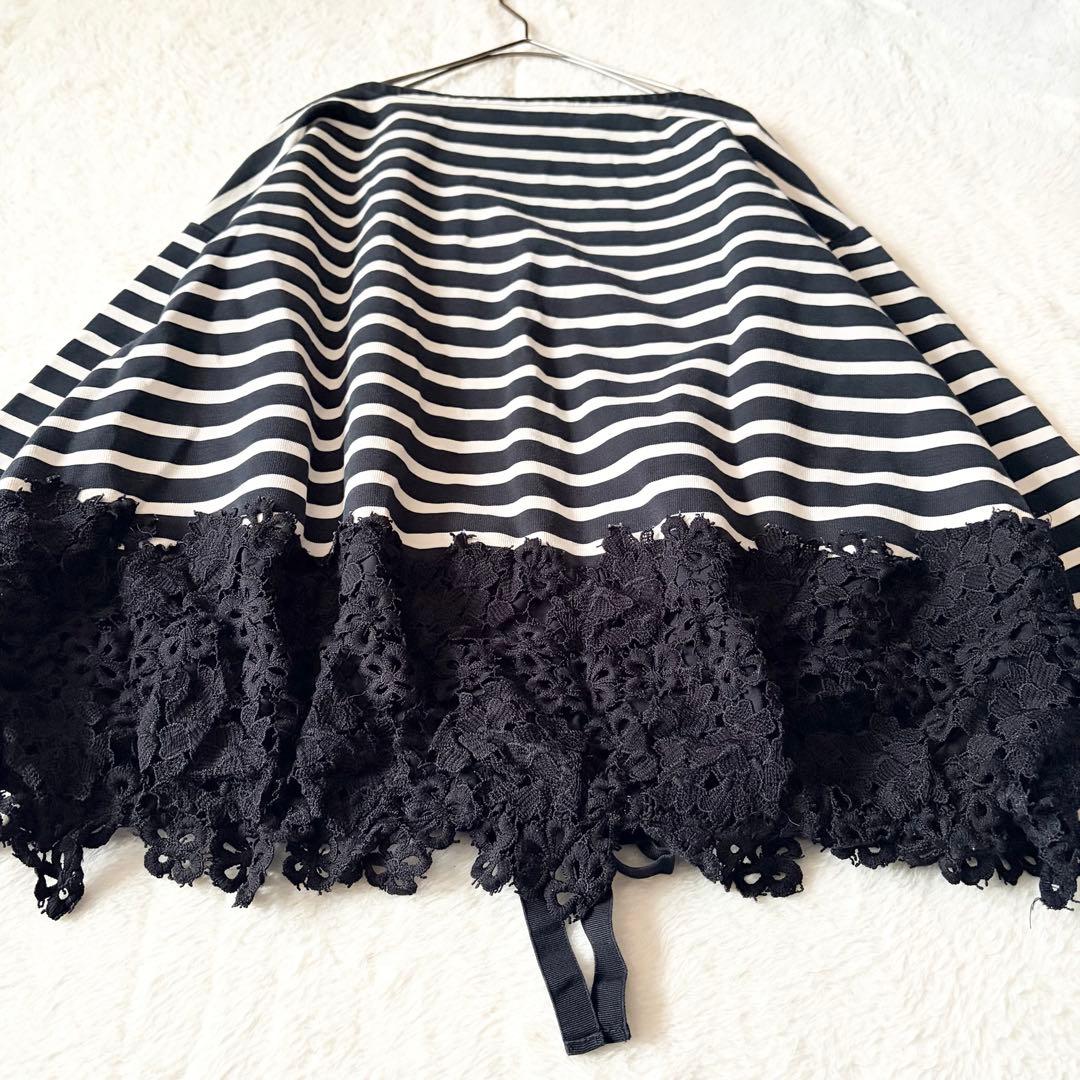 6088 【美品】 ビアズリー 裾レースカットソー ボーダー 調節リボン付き