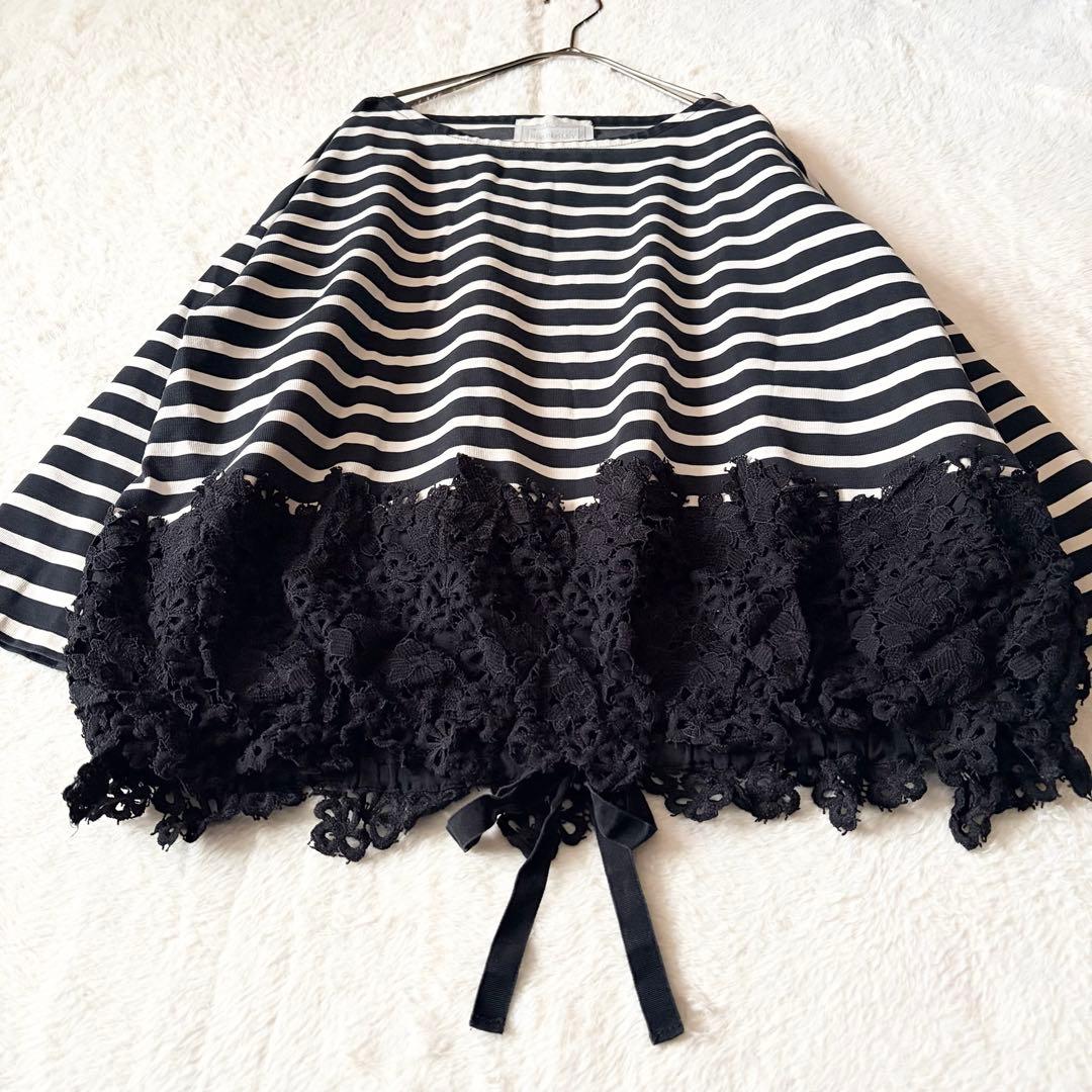 6088 【美品】 ビアズリー 裾レースカットソー ボーダー 調節リボン付き