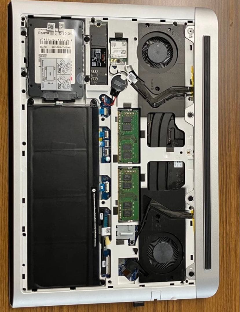 Dell G7 15インチ | Core i9-8950HK ゲーミングPC