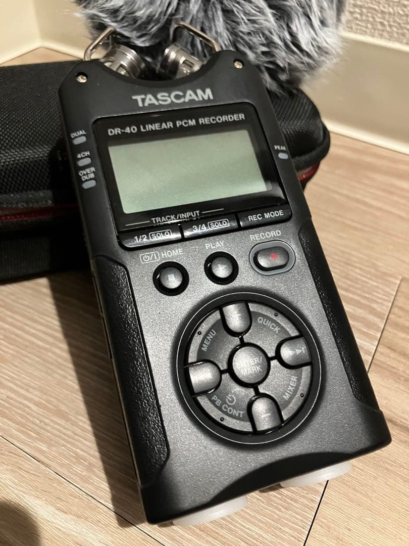 TASCAM(タスカム) DR-40 リニアPCMレコーダー