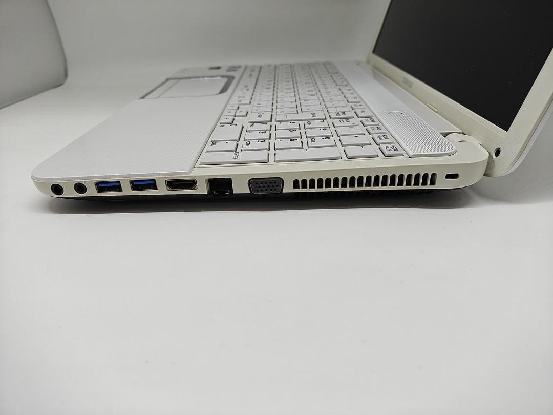 【東芝】爆速 Corei7/新品SSD256GB ノートパソコン D10