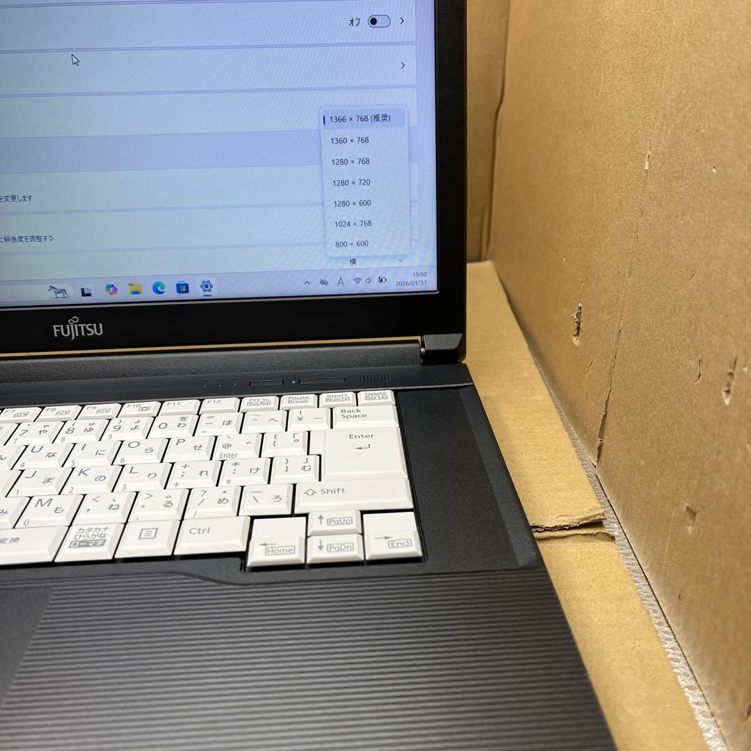 富士通 FMV LIFEBOOK A579/B FMVA64007
