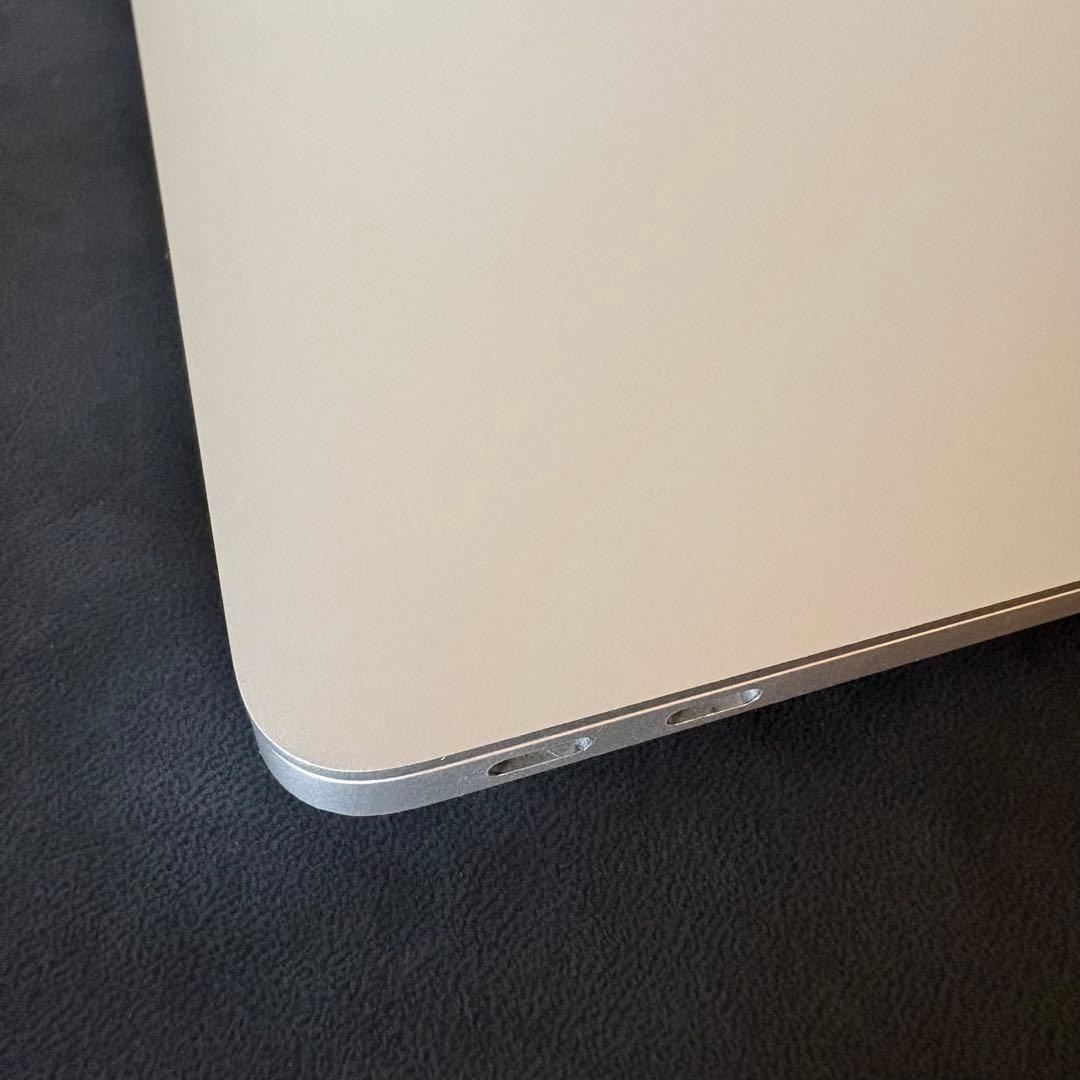 Apple MacBook Air M1 8G/512GB 上位モデル