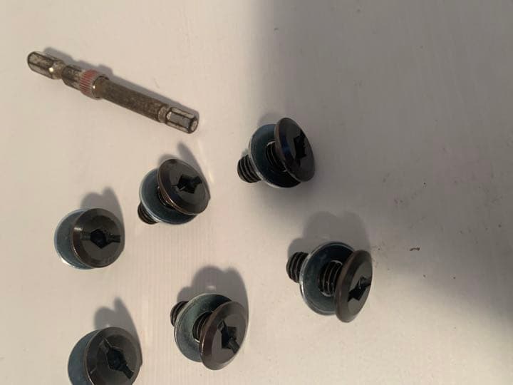 ベッドフレーム HIGHLANDER 木製ベースタイプ　送料込み