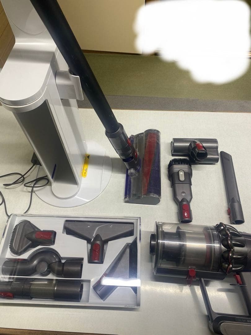 Dyson キャニスター掃除機 本体　ジャンク品