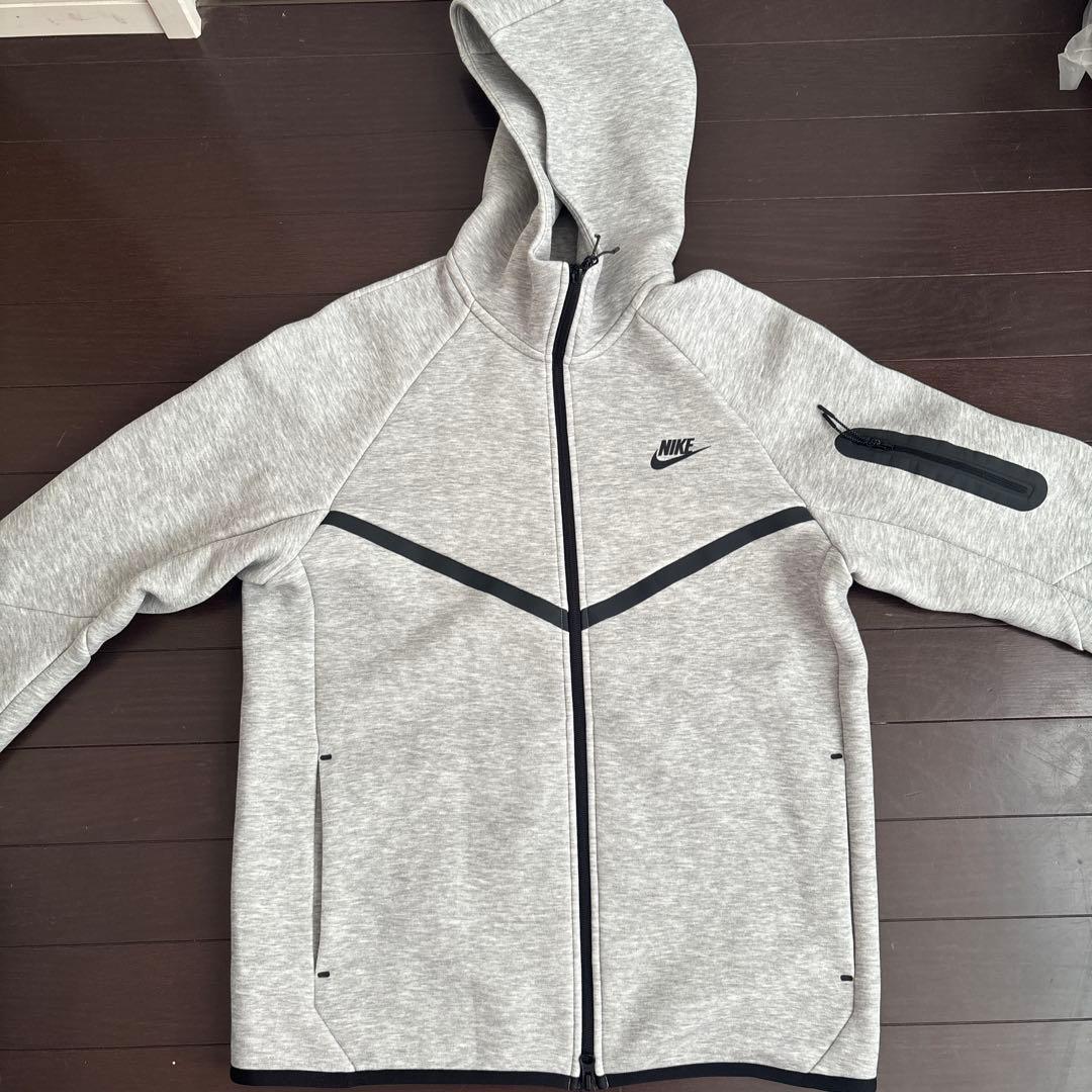 Nike テックフリース フルジップフーディ Mサイズ グレー