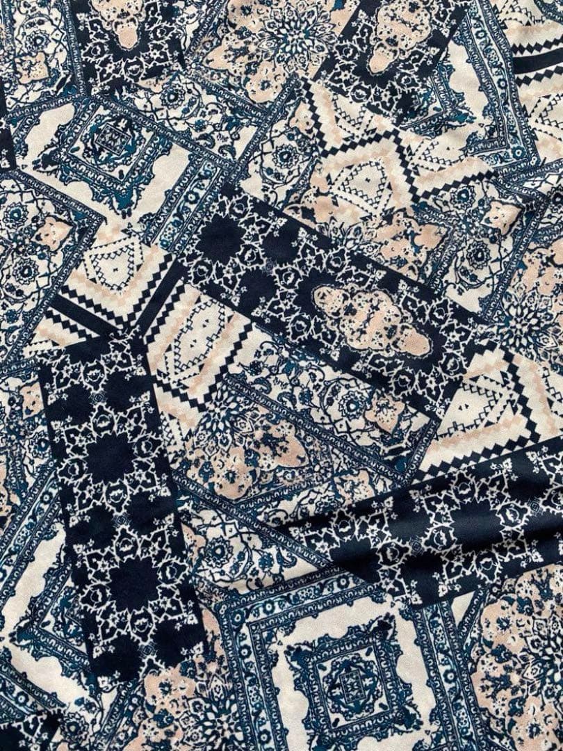 【値下げ❗️】リベーチェ水着　ロングフレアバンドゥビキニ&サロート(パレオ)