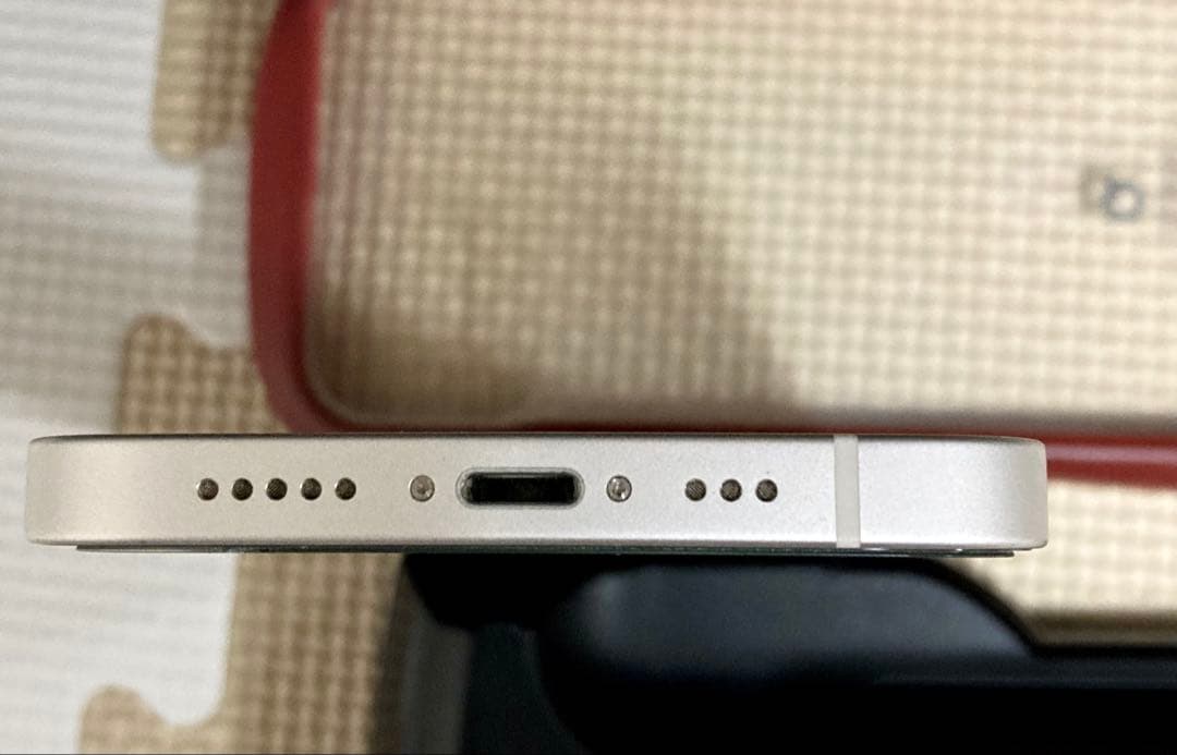 アップル iPhone12 64GB ホワイト　SIMフリー