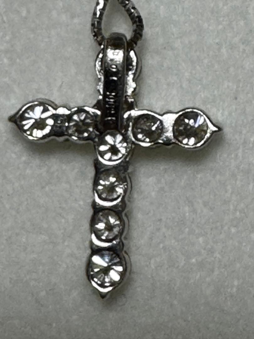 クロス型天然ダイヤモンドトップpt900 1カラット(チェーン無し)