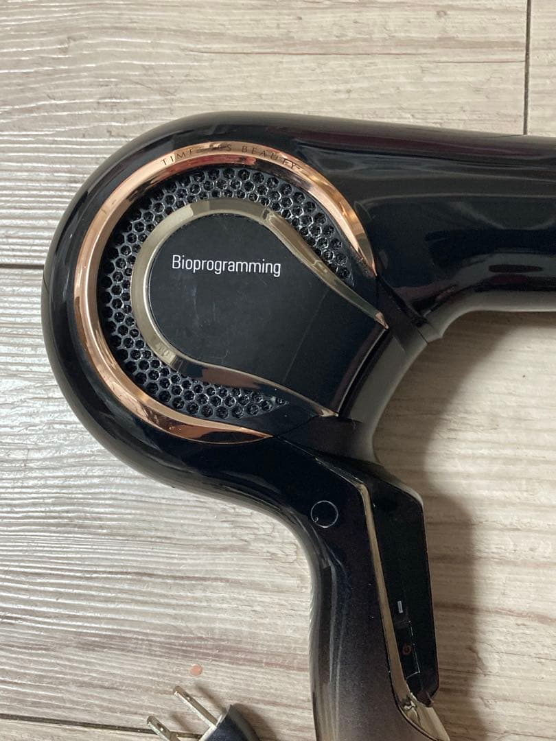 値下げレプロナイザー4Ｄ　ヘアドライヤー