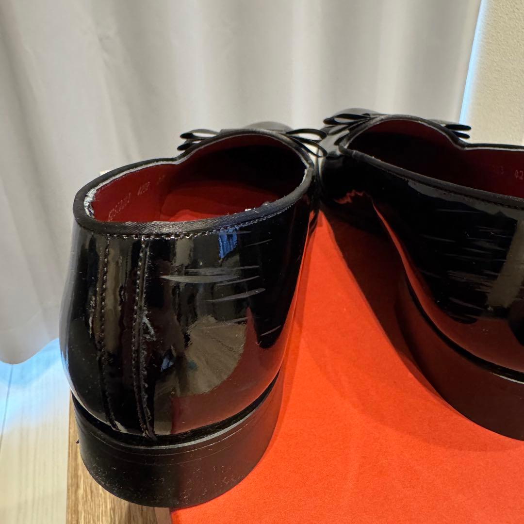 REGAL リボン付き黒ドレスシューズ