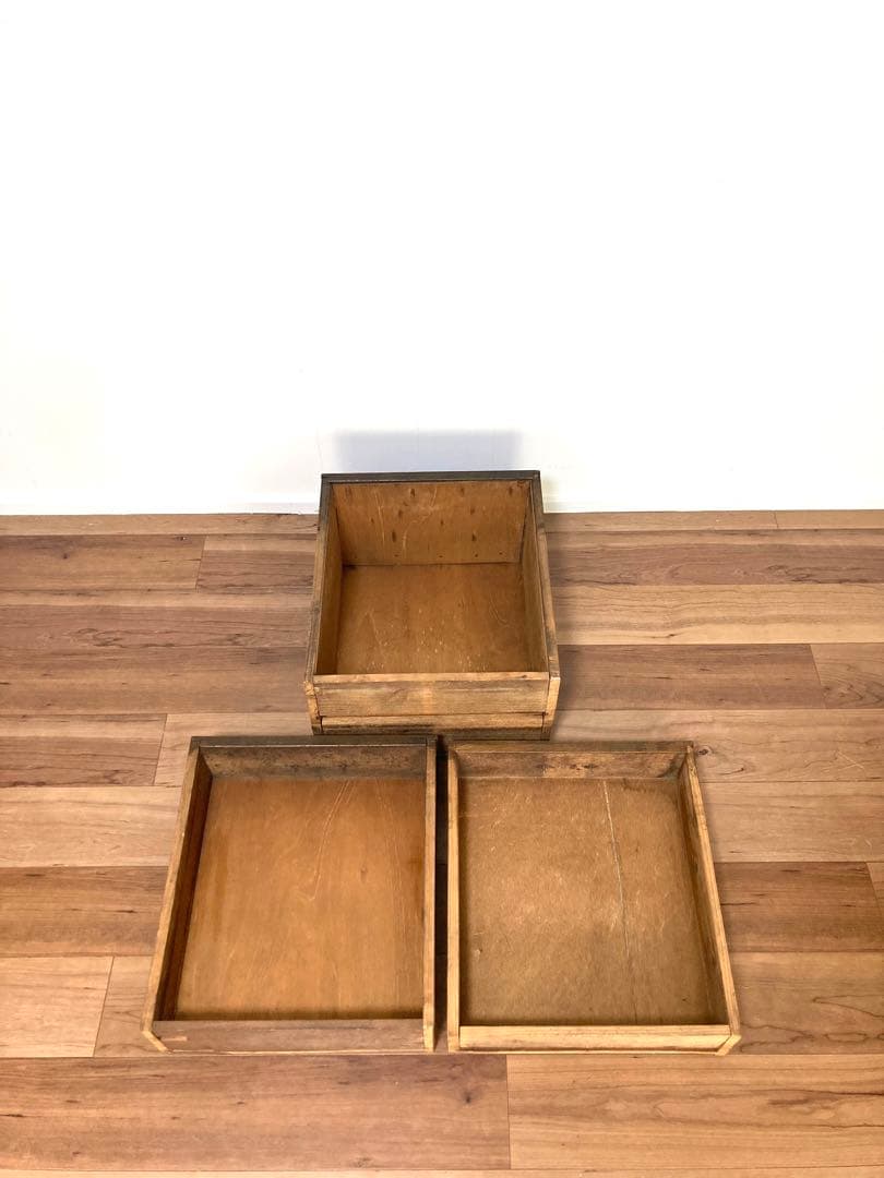 【メンテ済み】味のあるアンティークの木製引出し　 ベッドサイドテーブル　工具入れ