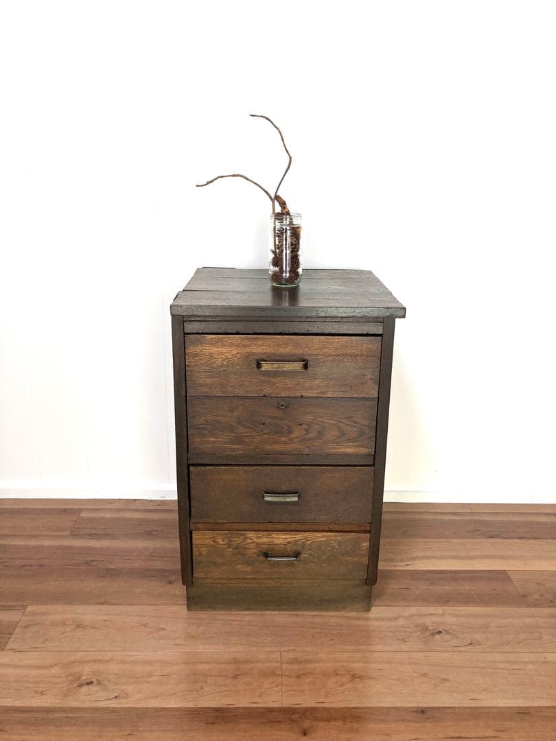 【メンテ済み】味のあるアンティークの木製引出し　 ベッドサイドテーブル　工具入れ