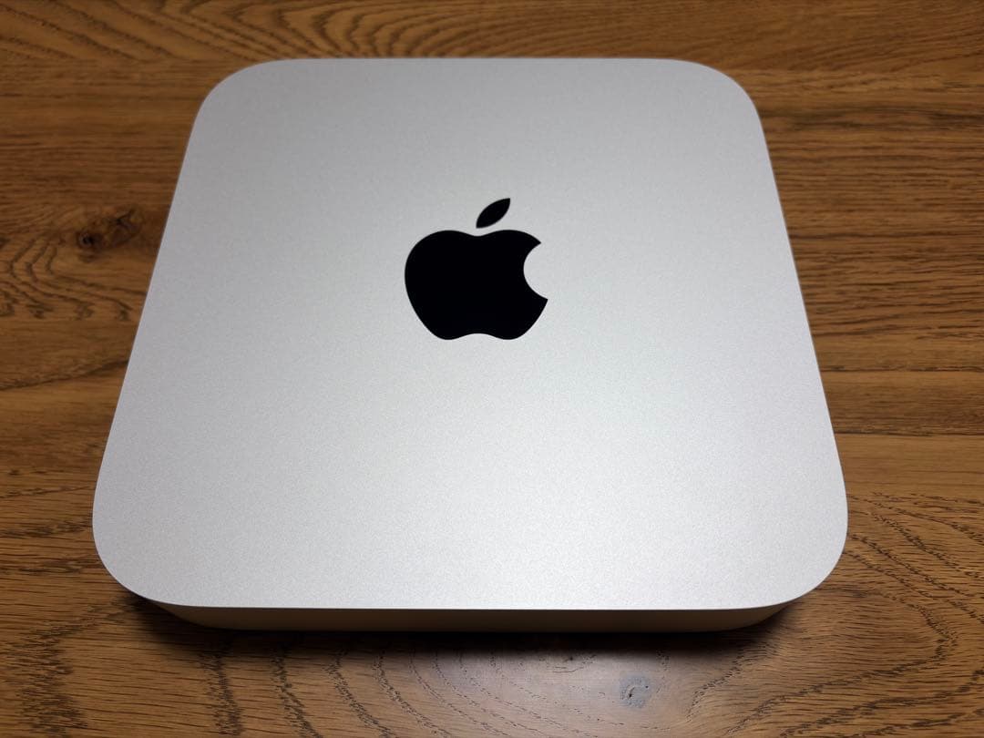 Macデスクトップ M2 Mac mini (8GB, 256GB SSD)