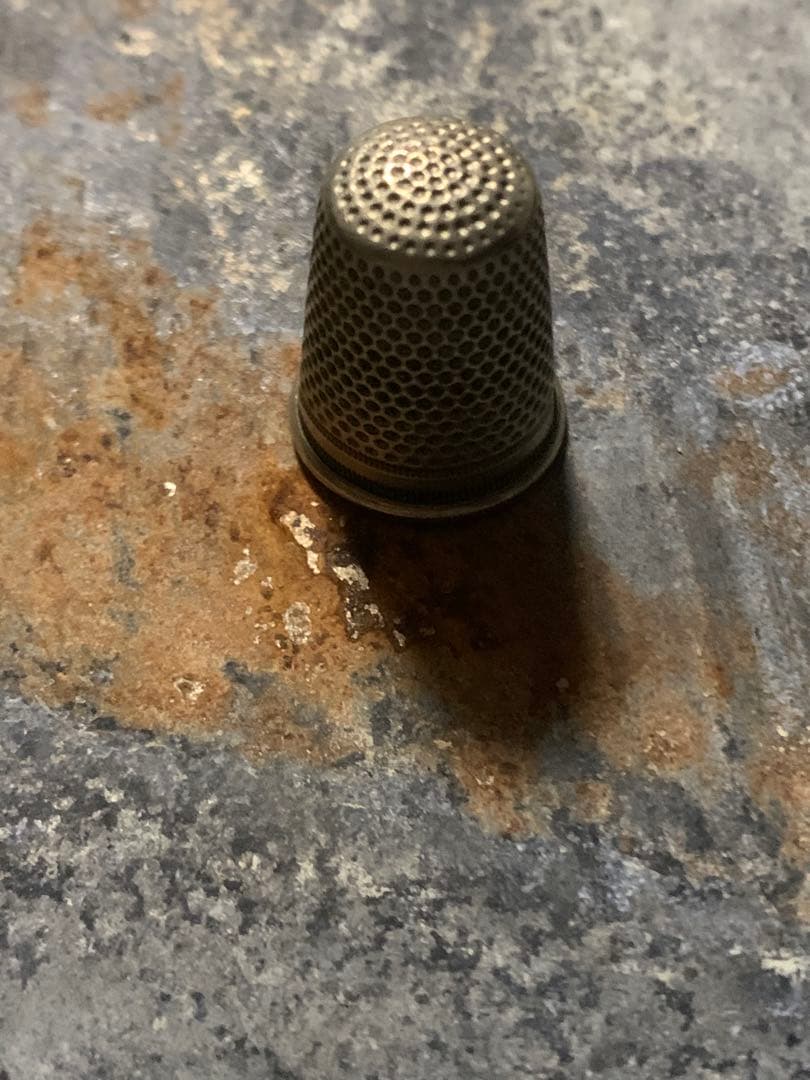 Ｄ.フランスアンティーク 糸メーカーの木箱と裁縫セット