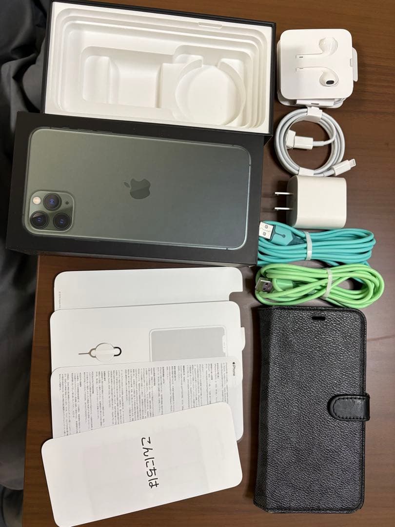 Apple iPhone 11 Pro MAX coachカバー付きアクセサリー