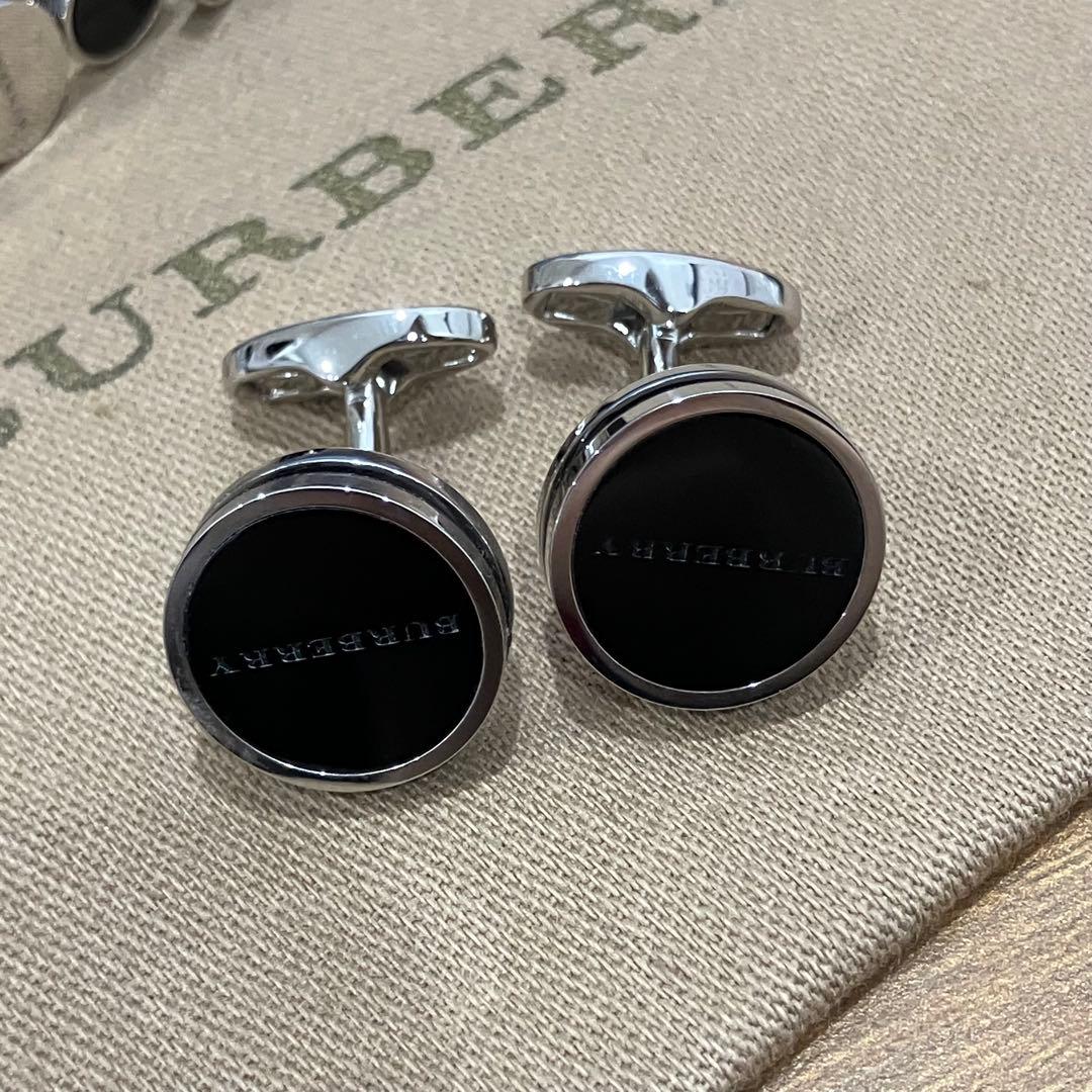BURBERRY カフスセット シルバー/ブラック 箱保存袋つき