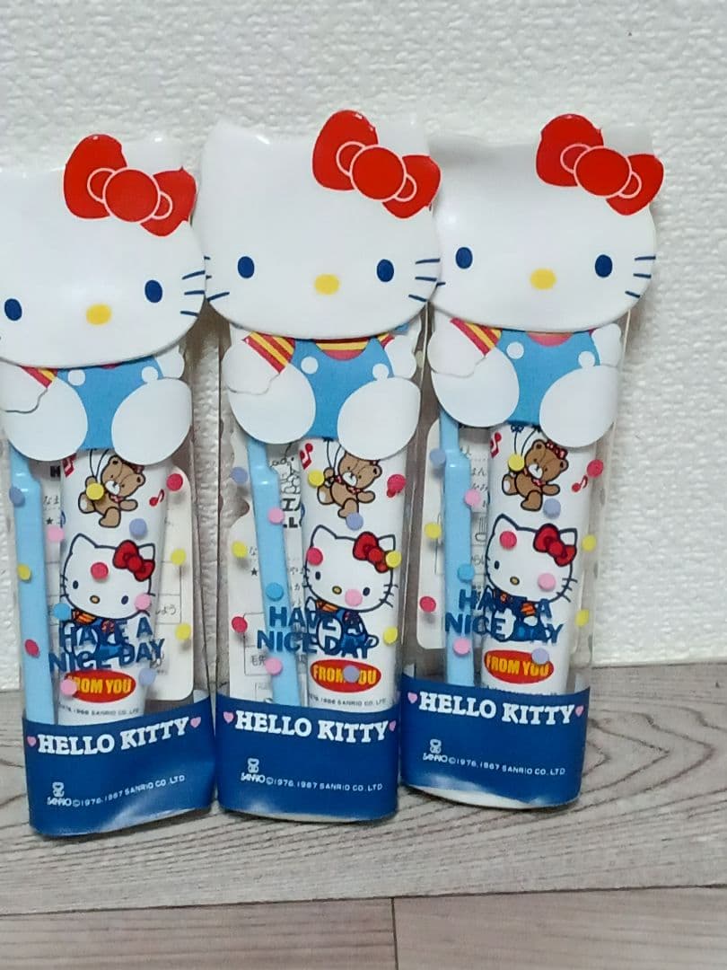 【レトロ】ハローキティ　エルパック歯磨きセット　6点セット