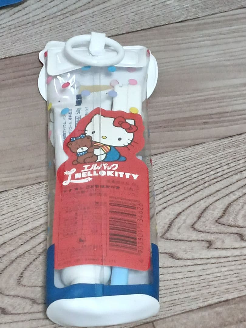 【レトロ】ハローキティ　エルパック歯磨きセット　6点セット