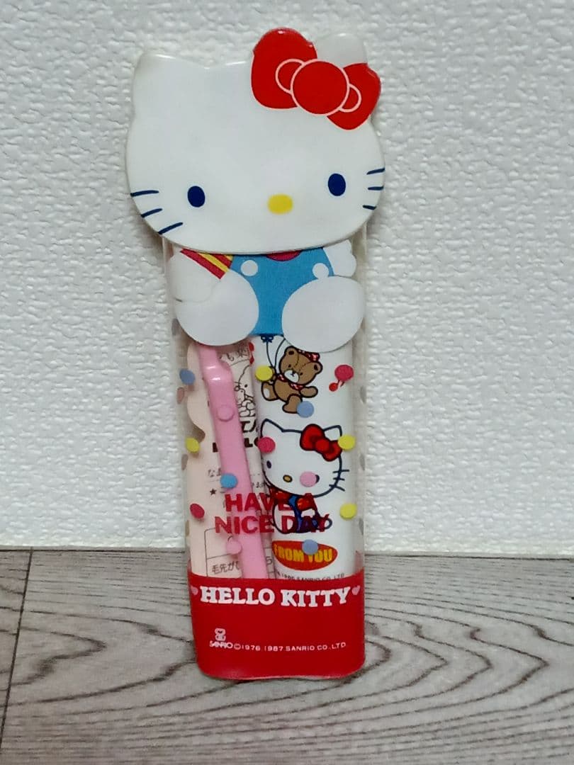 【レトロ】ハローキティ　エルパック歯磨きセット　6点セット