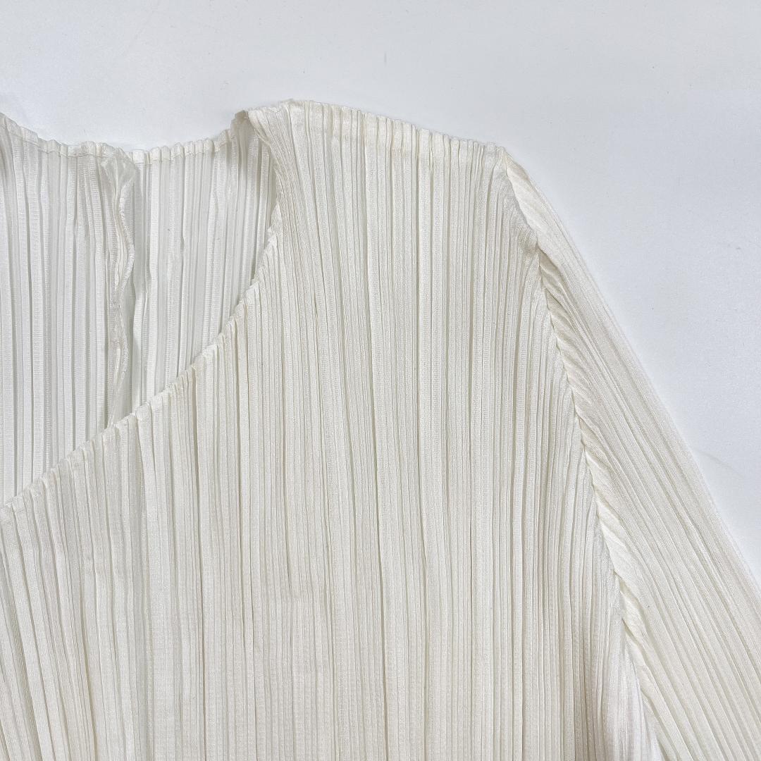 イッセイミヤケ プリーツプリーズ カーディガン 白 3 L 七分袖