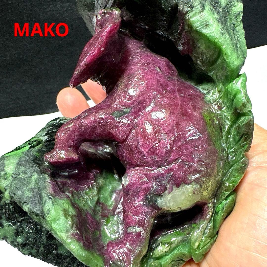 M1876☆天然ルビーゾイサイト彫刻【象】1Kg☆【鑑別書付き】☆天然石　原石