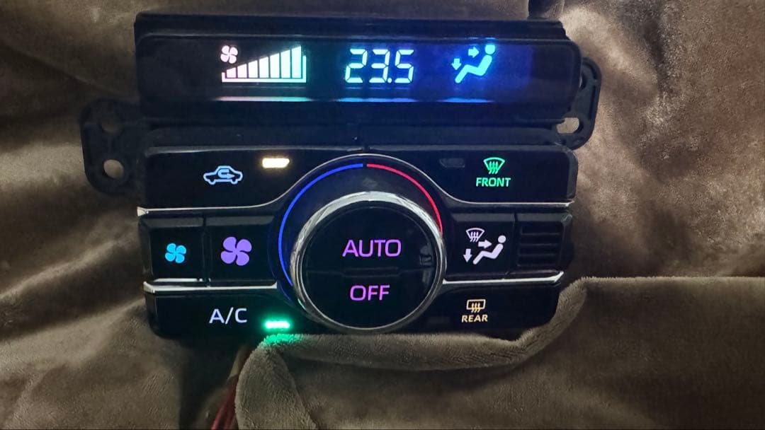 la650Sタント タントカスタム　レインボーLED打ち替え済み エアコンパネル