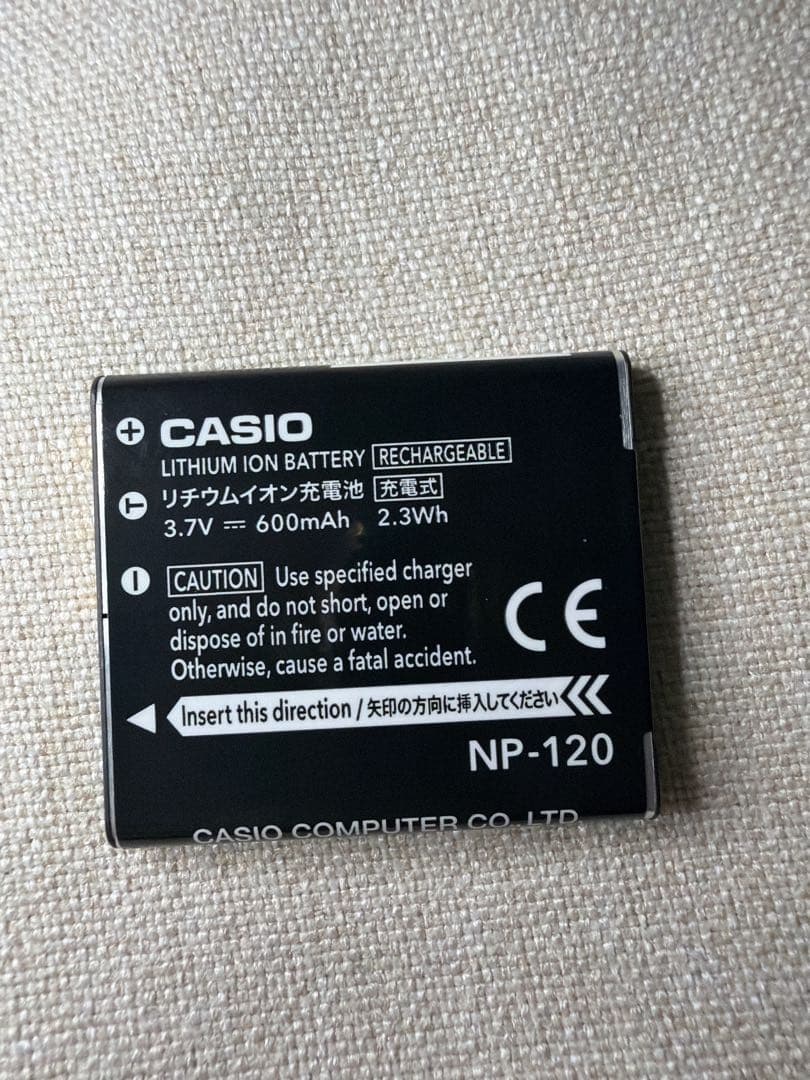 CASIO カシオ EXLIM ex-zs28 デジカメ　コンデジ