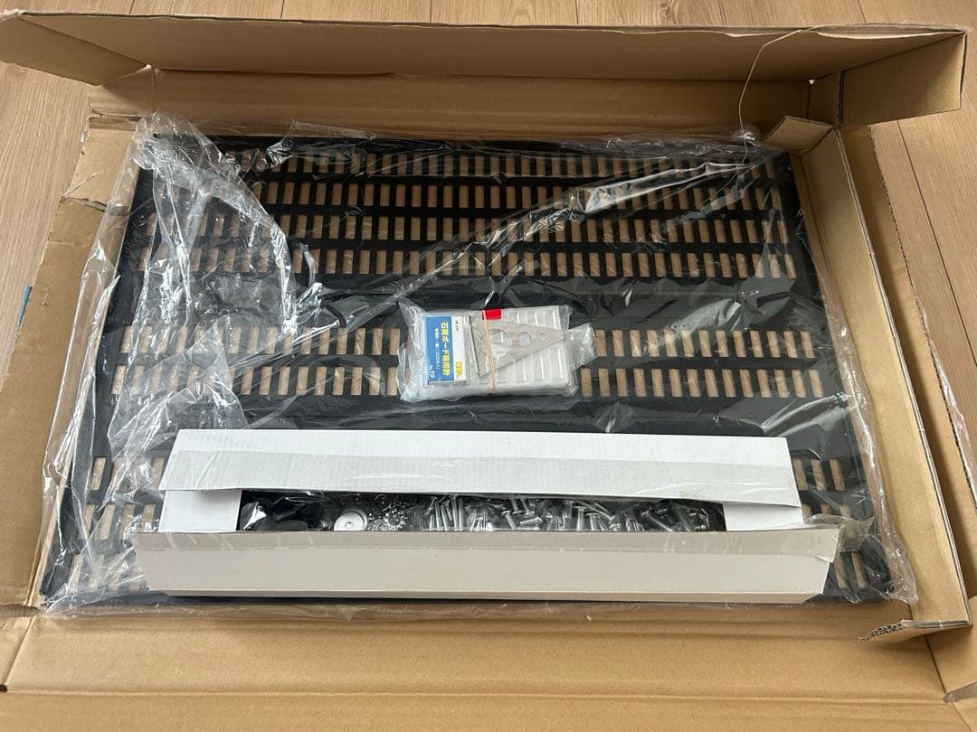 壁美人　L 37-65インチ