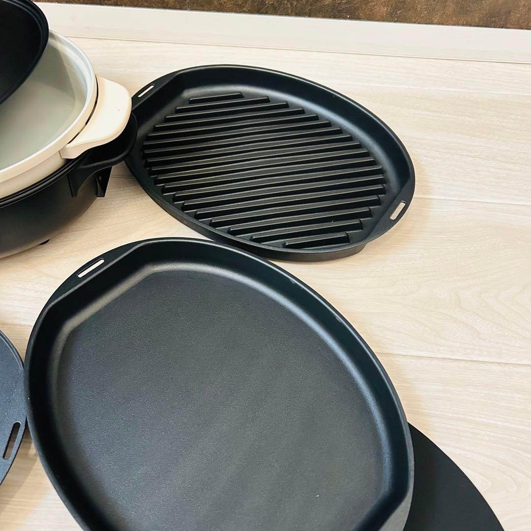 かりんママ様BRUNO　オーバルホットプレートBOE053　４種類のプレート、鍋