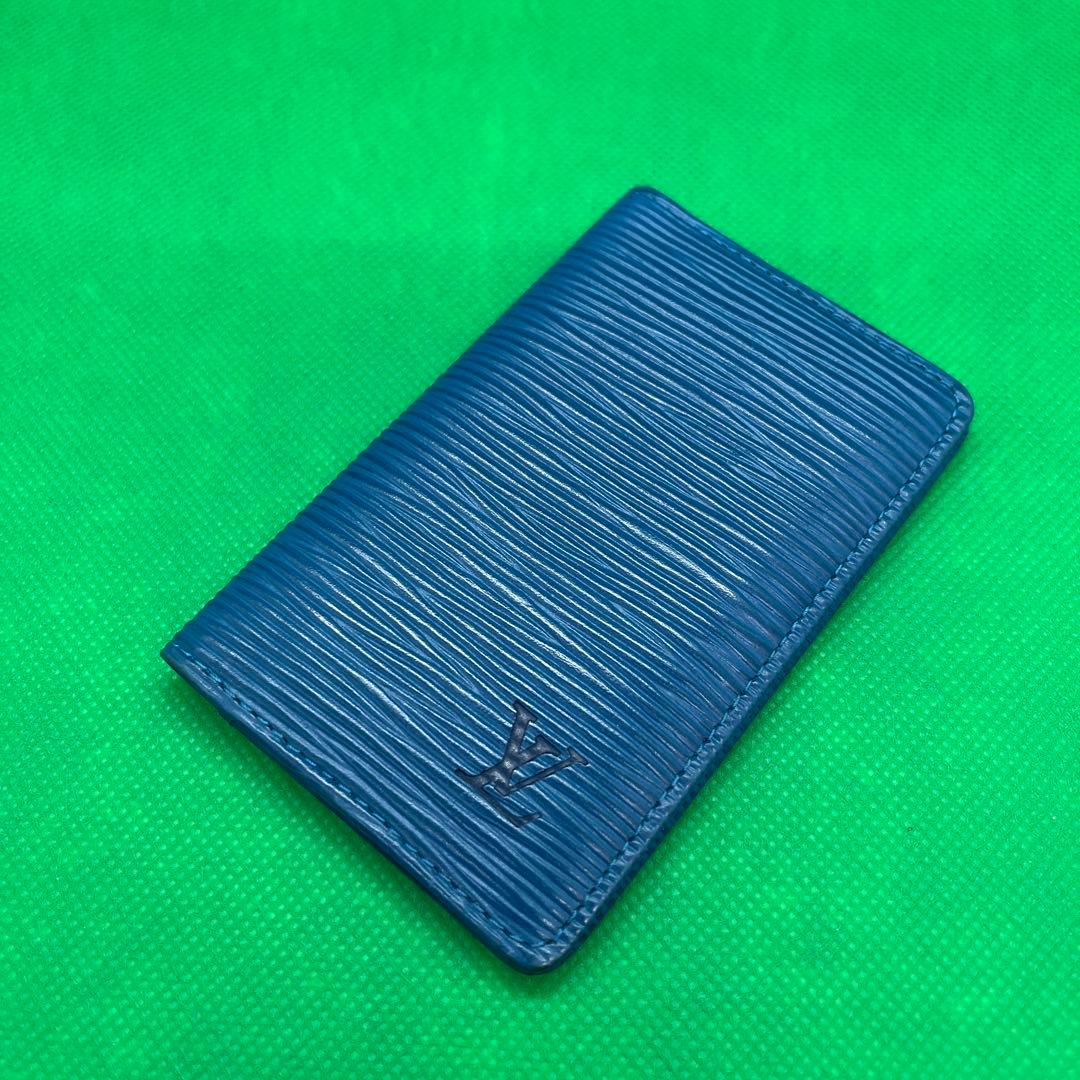 ルイ・ヴィトンの名刺入れ