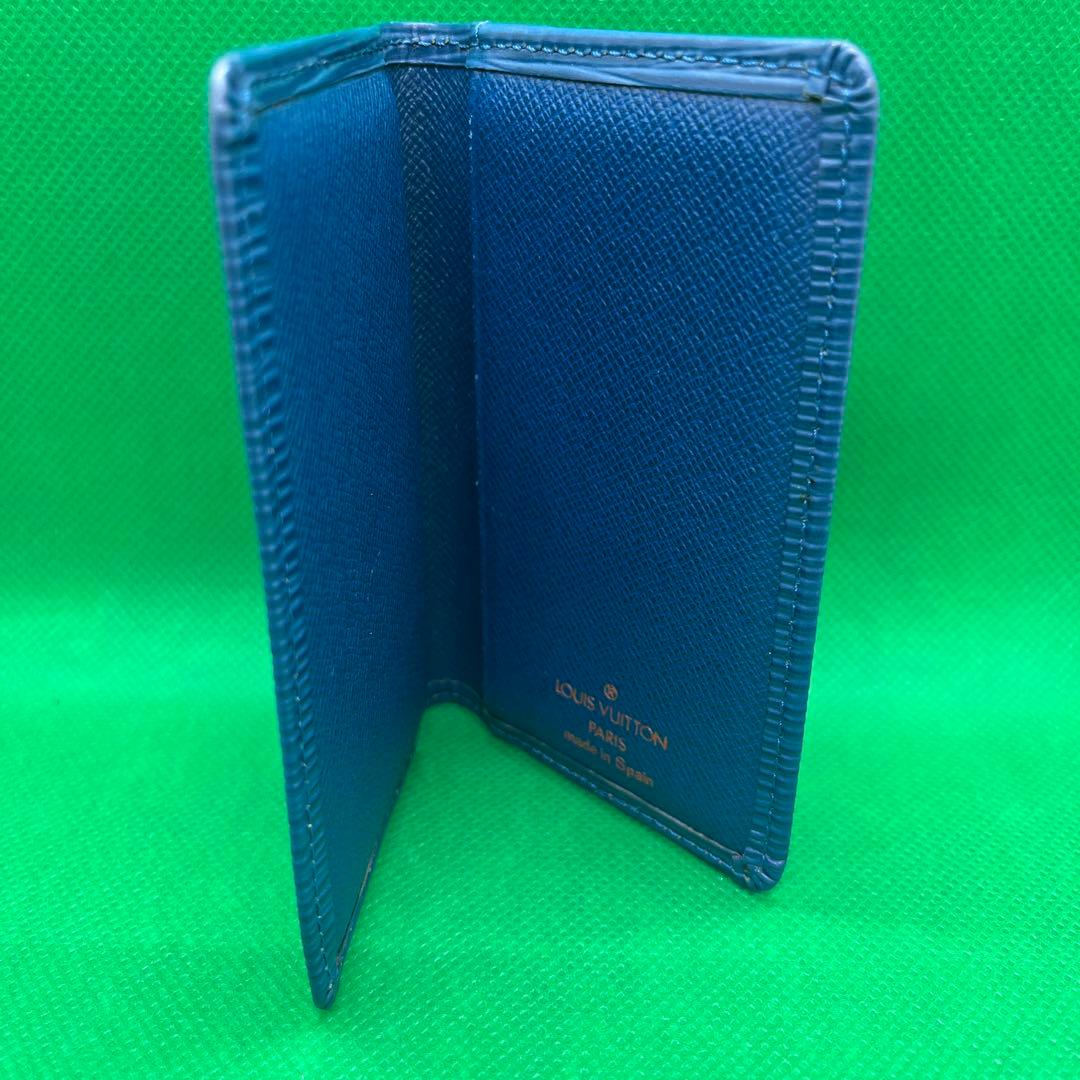ルイ・ヴィトンの名刺入れ