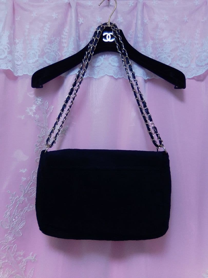CHANEL ノベルティブラック ショルダーバッグブラックロゴ入り