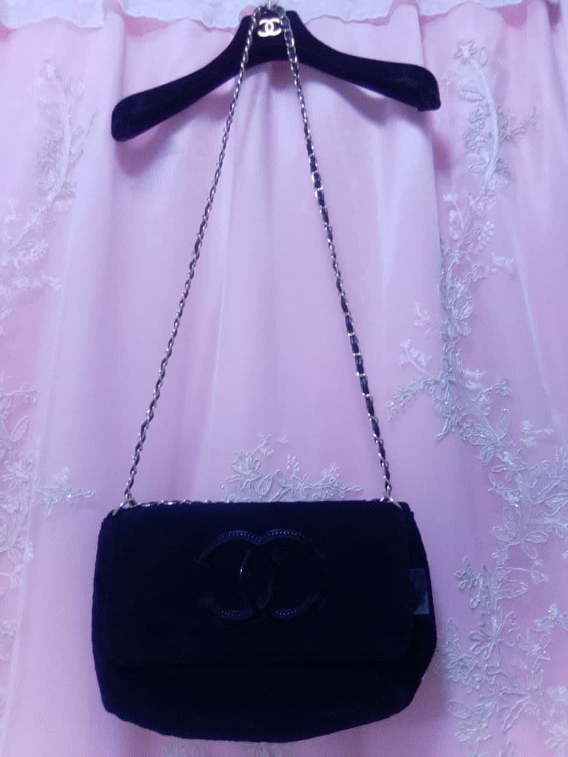 CHANEL ノベルティブラック ショルダーバッグブラックロゴ入り