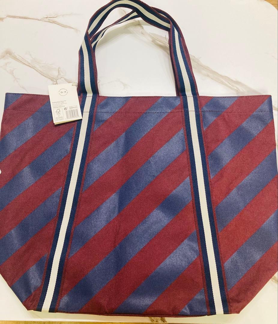 ANYA HINDMARCH アニヤハインドマーチ ユニバーサルバッグ　イギリス