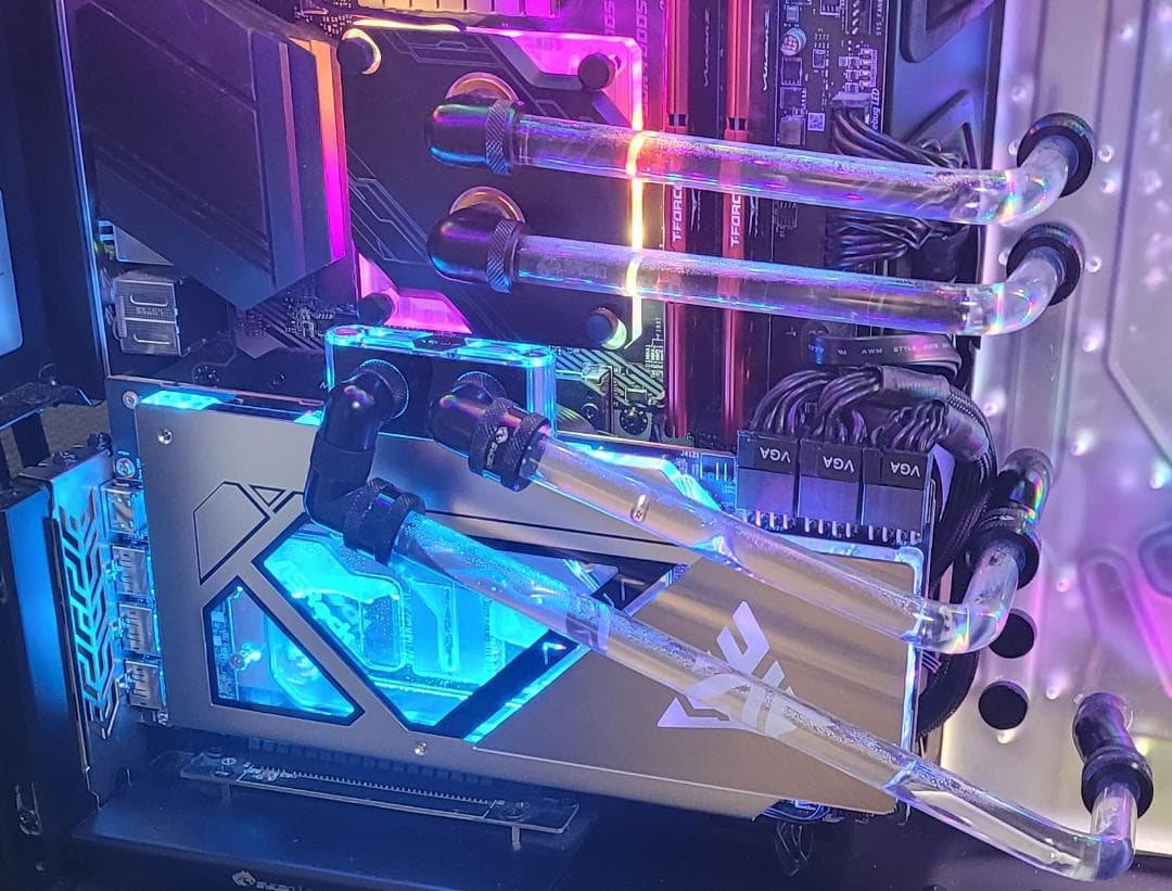 パスカル Asrock AMD RX 7900XTX Aqua OC