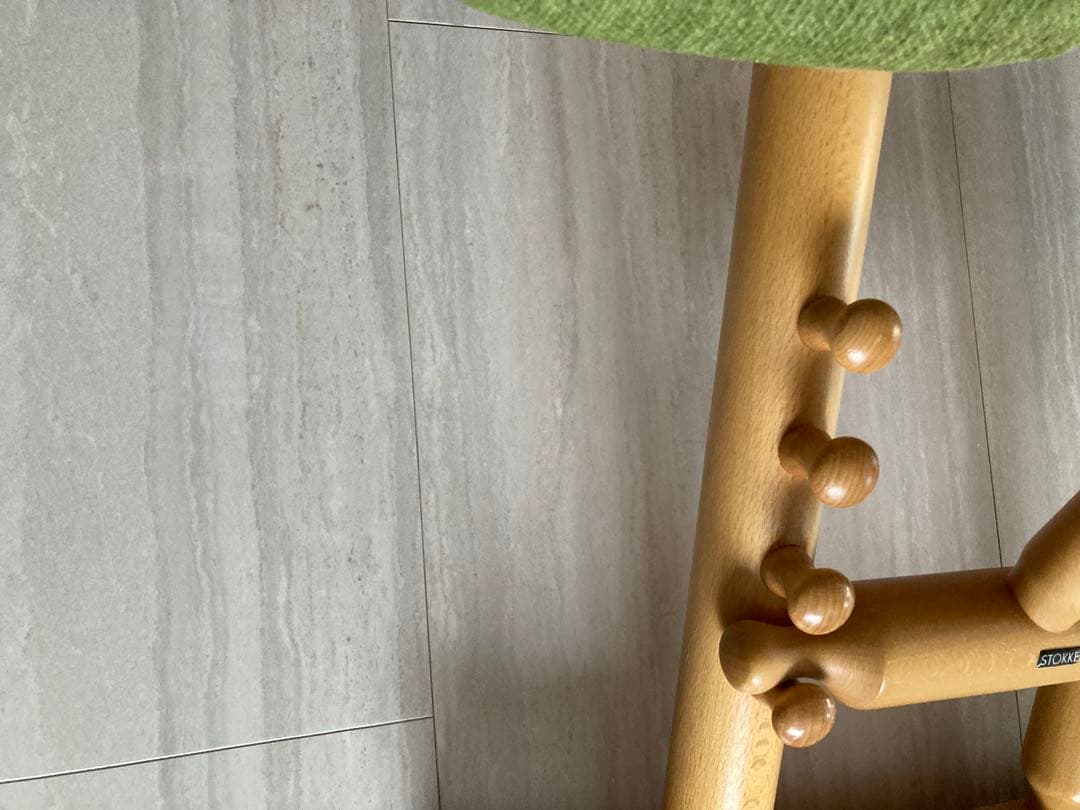 STOKKE バランスチェアー