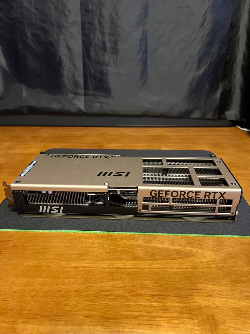 GeForce RTX™ 5080 16G INSPIRE 3X