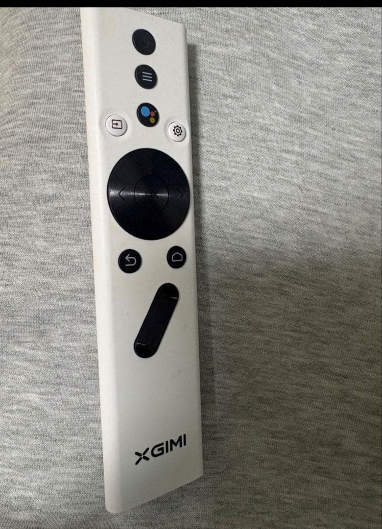 MoGo Pro プロジェクター 本体 コード、スマホと接続するケーブル付き