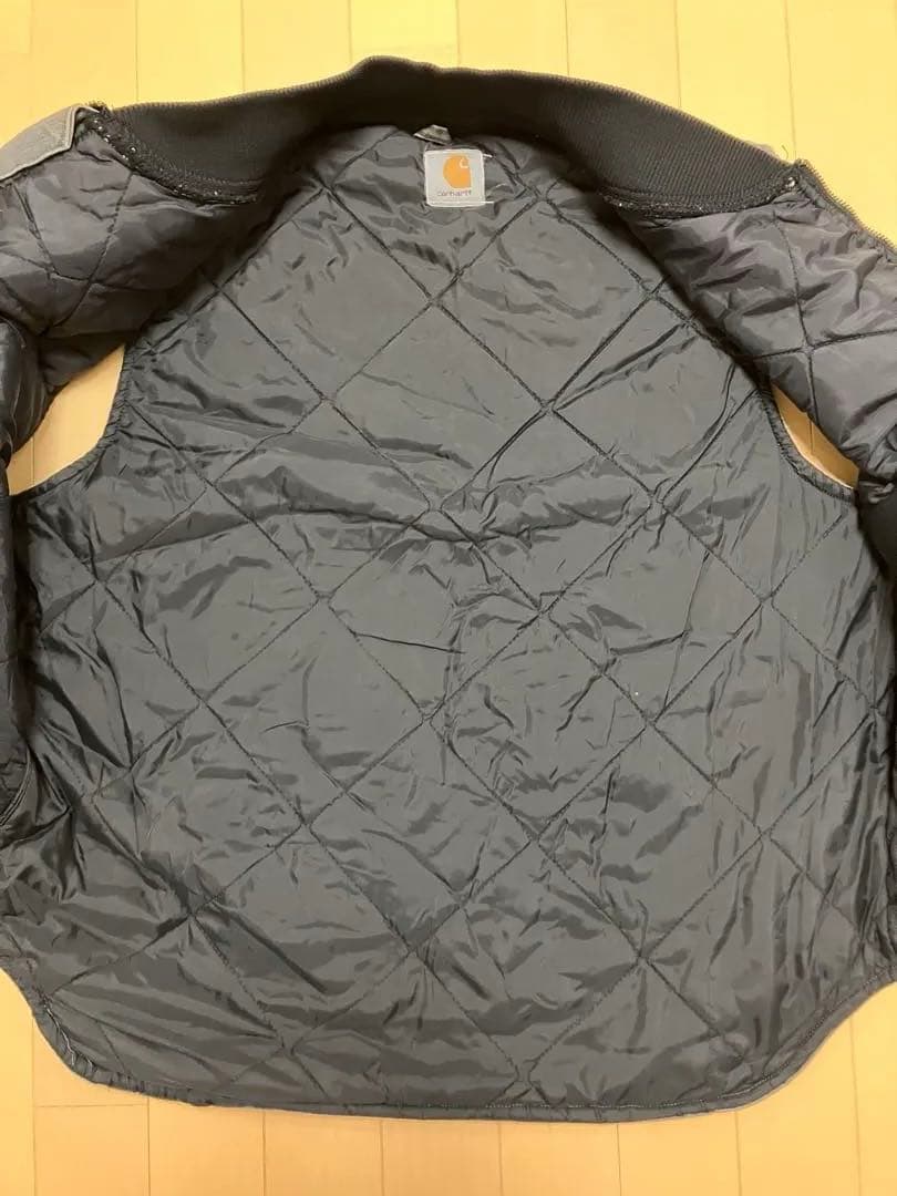 Carhartt 90sダックベスト フェード