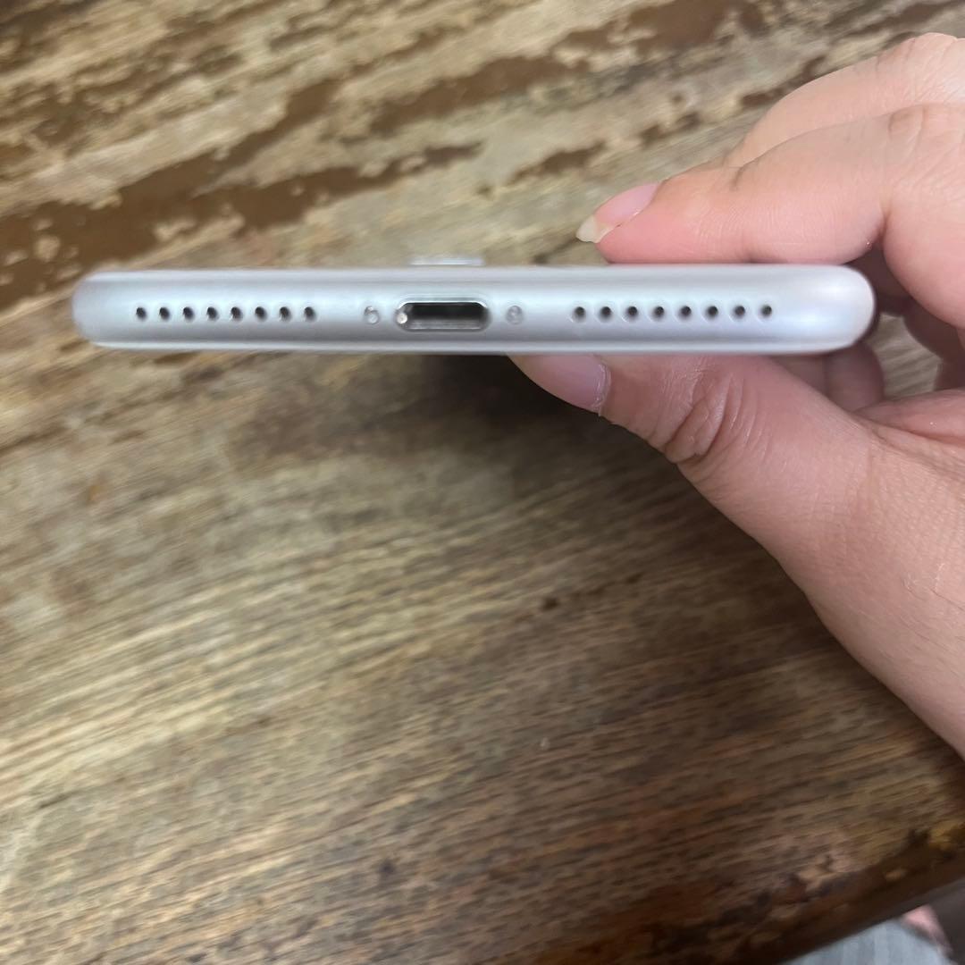 Apple iPhone 8 Plus シルバー 256GB 本体のみ