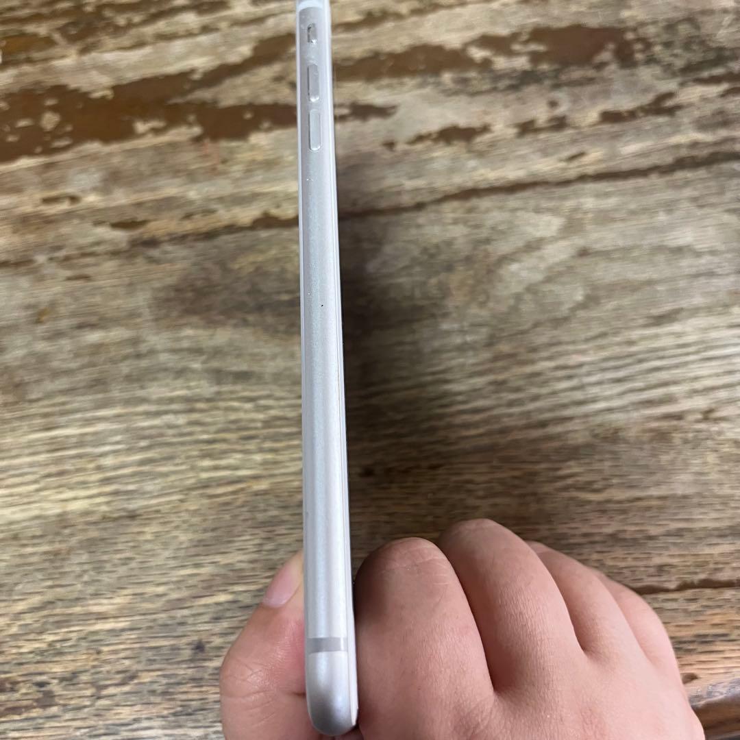 Apple iPhone 8 Plus シルバー 256GB 本体のみ