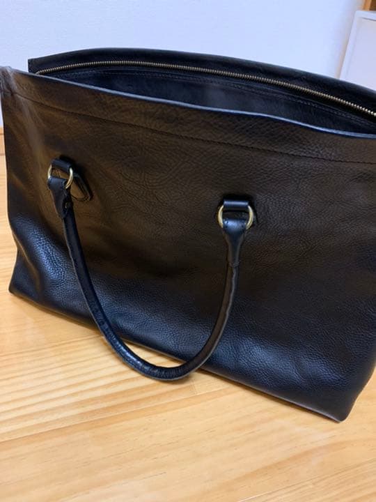 Nathally レザーバック（黒)